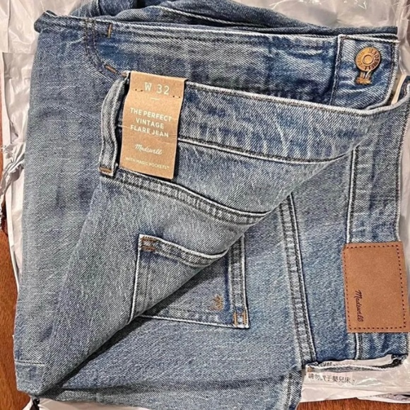 Madewell womens Perfect Vintage Flare NWT size 32 - Picture 3 of 4